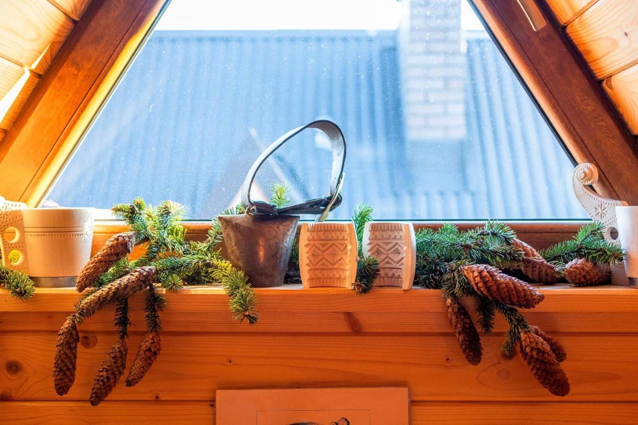 Domki Widokowe Wooden Luxury Chalet & Jacuzzi ซอมบ์ ภายนอก รูปภาพ