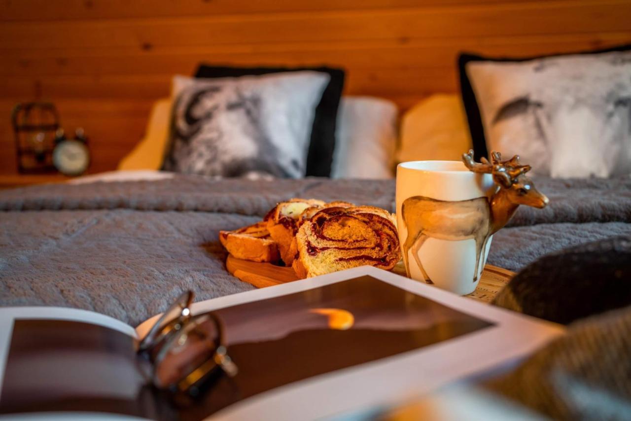 Domki Widokowe Wooden Luxury Chalet & Jacuzzi ซอมบ์ ภายนอก รูปภาพ